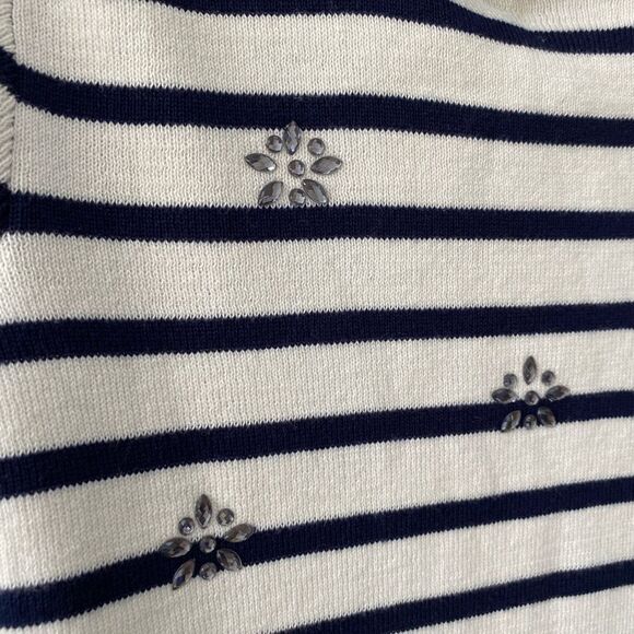 Jessica navy sweater with jewel flowers - Picture 2 of 7